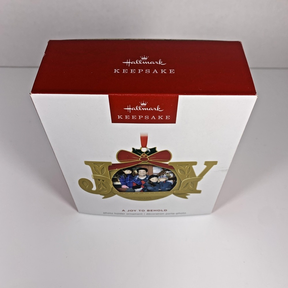 NEW Hallmark 2025 Keepsake A Joy to Behold Photo Frame‎ Metal Christmas Ornament - Picture 5 of 11